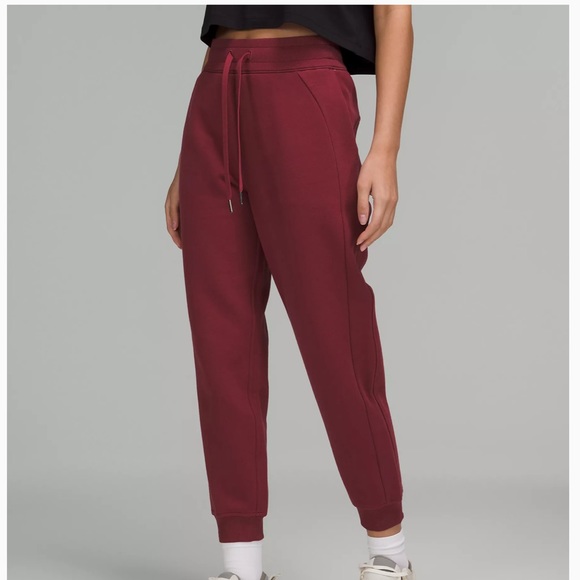 lululemon athletica Pants - 🍋Lululemon On The Move Scuba High Rise Joggers